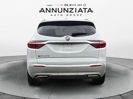 2020 Buick Enclave Essence