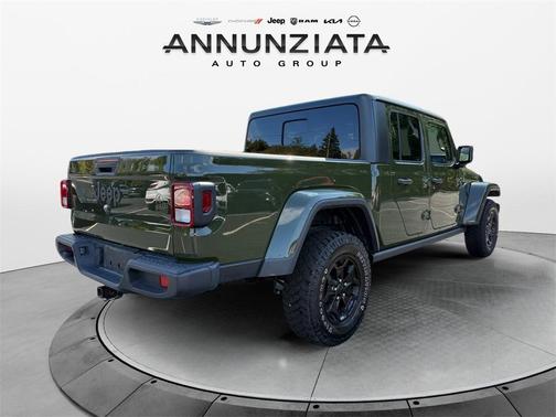 2021 Jeep Gladiator Sport