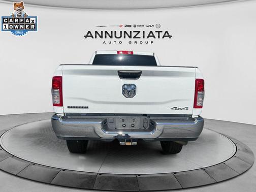 Bright White Clearcoat 2024 RAM 2500 Big Horn