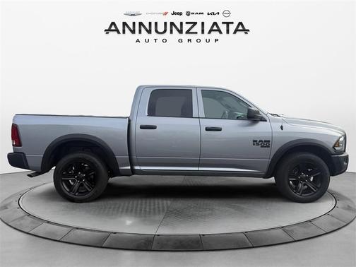 2024 RAM 1500 Classic SLT