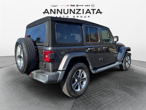 2022 Jeep Wrangler Unlimited Sahara