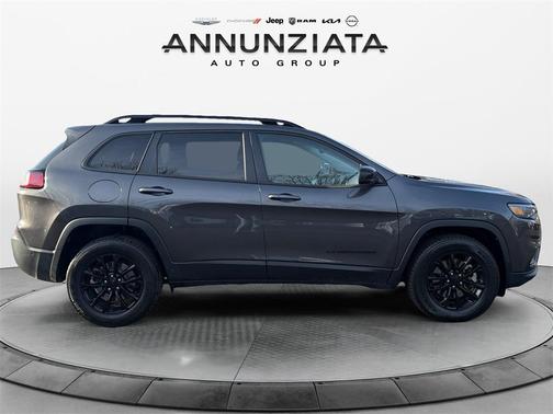2023 Jeep Cherokee Altitude Lux