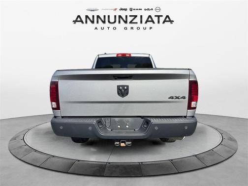 2022 RAM 1500 Classic SLT
