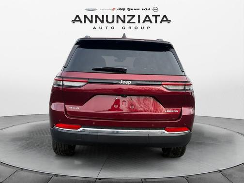 2025 Jeep Grand Cherokee Laredo X