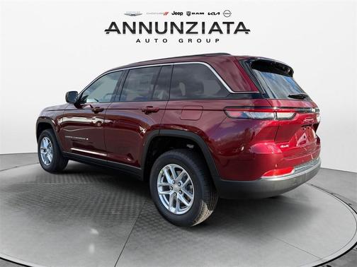 2025 Jeep Grand Cherokee Laredo X