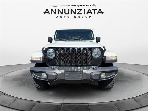 2022 Jeep Gladiator Sport