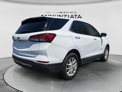 Summit White 2024 Chevrolet Equinox LT