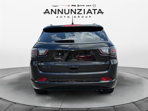 2022 Jeep Compass Altitude