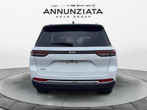 2022 Jeep Grand Cherokee 4xe Base