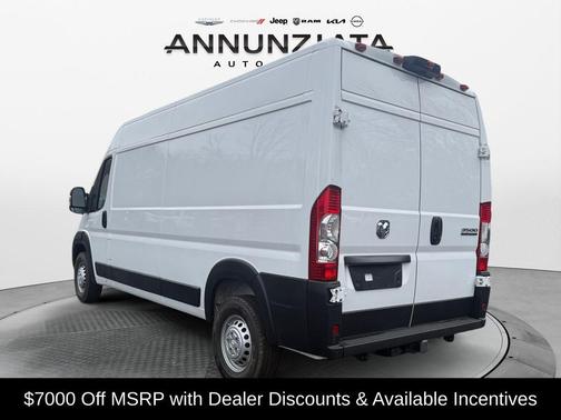 Bright White 2026 RAM ProMaster 3500 High Roof