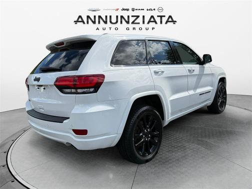 2021 Jeep Grand Cherokee Laredo X