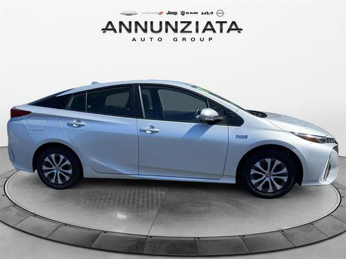 2022 Toyota Prius Prime LE
