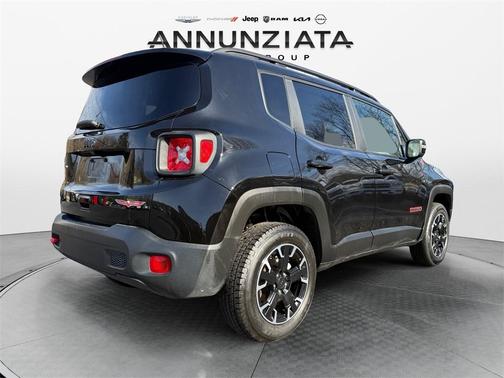 2023 Jeep Renegade Trailhawk