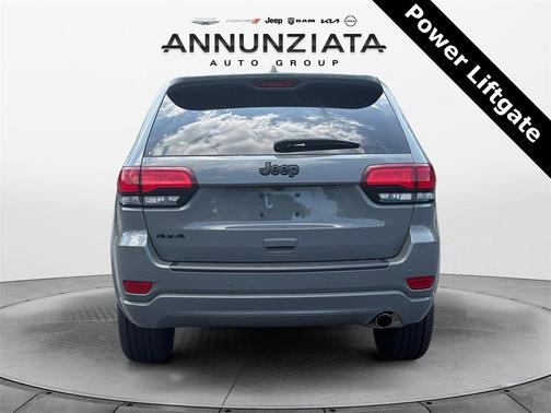 2022 Jeep Grand Cherokee WK Laredo