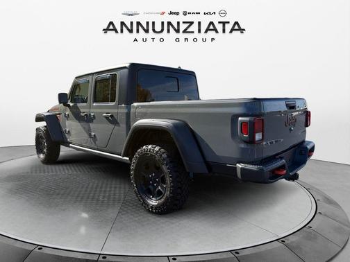 2022 Jeep Gladiator Mojave