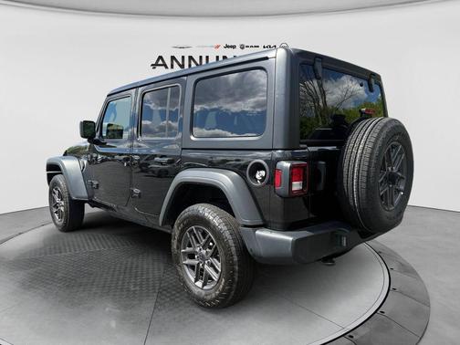 Black Clearcoat 2025 Jeep Wrangler Sport