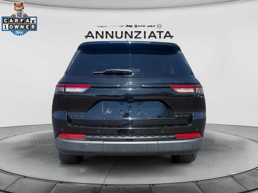 Diamond Black 2023 Jeep Grand Cherokee Limited