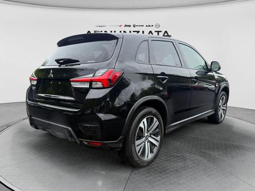 Black 2025 Mitsubishi Outlander Sport 2.0 ES