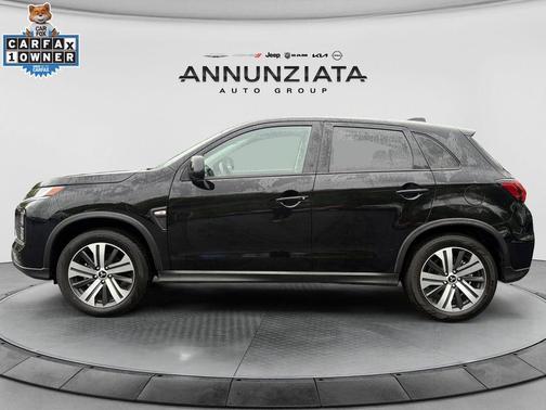 Black 2025 Mitsubishi Outlander Sport 2.0 ES
