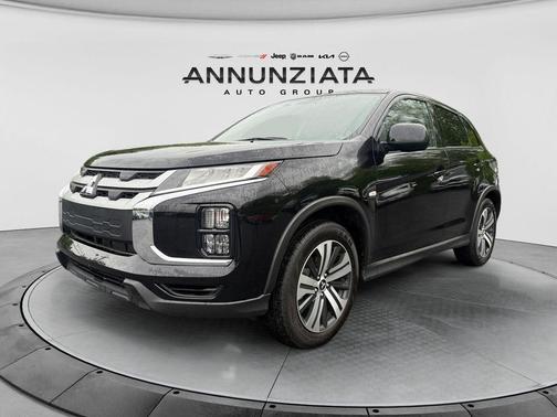 Black 2025 Mitsubishi Outlander Sport 2.0 ES