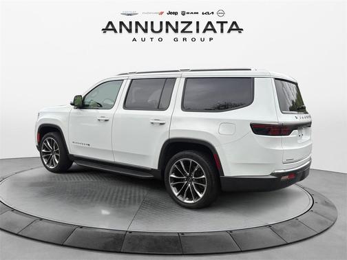 2022 Jeep Wagoneer Series II