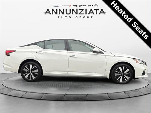 2022 Nissan Altima 2.5 SV
