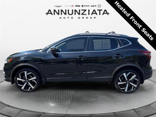 2022 Nissan Rogue Sport SL