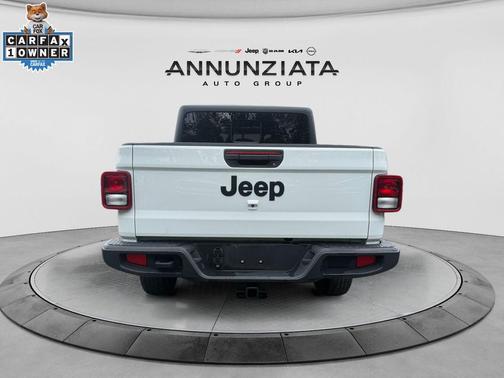 Bright White Clearcoat 2022 Jeep Gladiator Sport