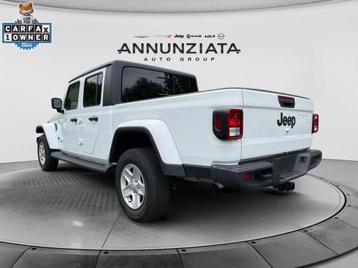 Bright White Clearcoat 2022 Jeep Gladiator Sport