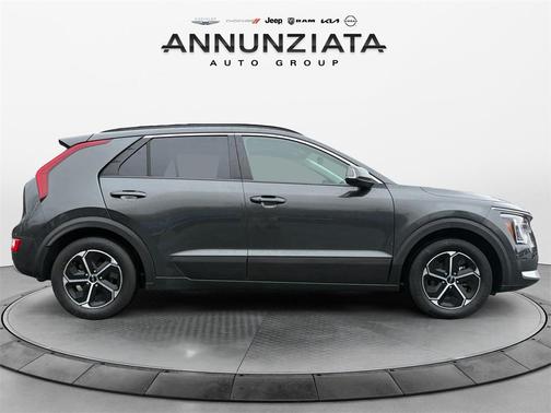 2023 Kia Niro EX