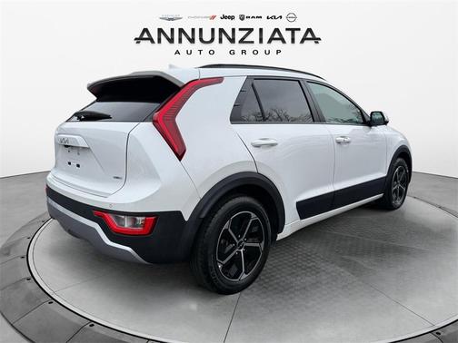 2023 Kia Niro EX