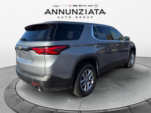 2023 Chevrolet Traverse LS