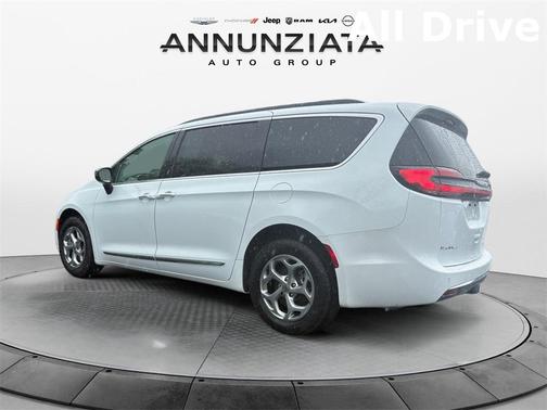 2023 Chrysler Pacifica Limited