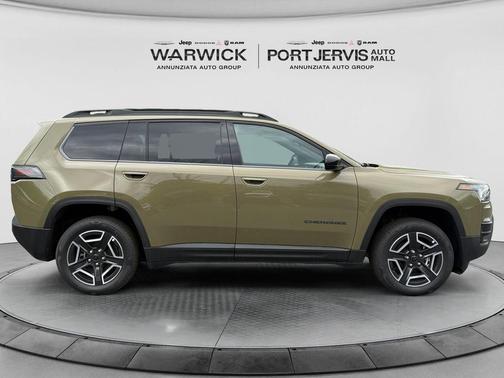 41 2026 Jeep Cherokee LAREDO/LIMITED