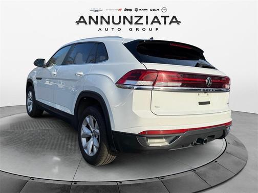2024 Volkswagen Atlas Cross Sport 2.0T SE w/Technology
