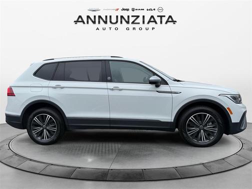 2024 Volkswagen Tiguan 2.0T Wolfsburg Edition