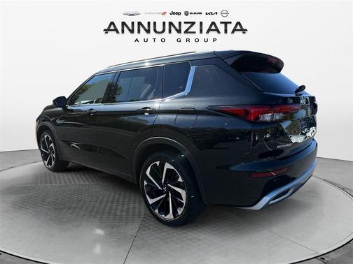 2024 Mitsubishi Outlander PHEV SEL