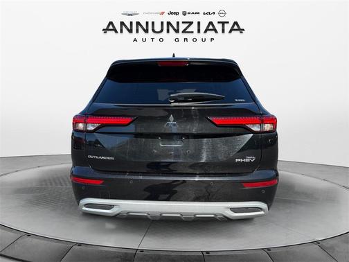 2024 Mitsubishi Outlander PHEV SEL