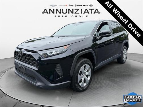 2022 Toyota RAV4 LE