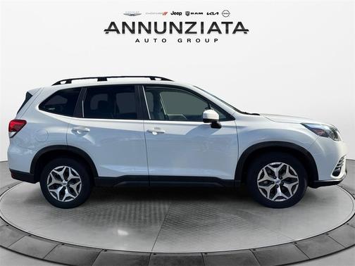 2022 Subaru Forester Premium