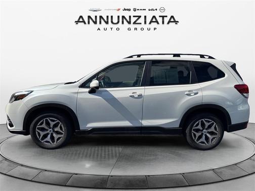 2022 Subaru Forester Premium