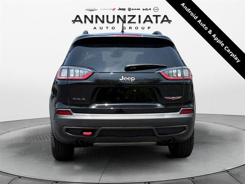 2022 Jeep Cherokee Trailhawk
