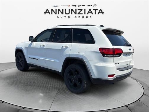2019 Jeep Grand Cherokee Laredo
