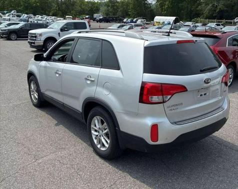 2015 Kia Sorento LX