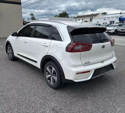 2017 Kia Niro LX