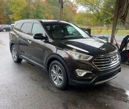 2016 Hyundai SANTA FE SE