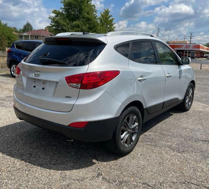 2014 Hyundai TUCSON SE