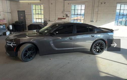 2017 Dodge Charger SE