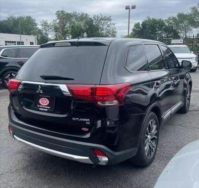 2016 Mitsubishi Outlander SE
