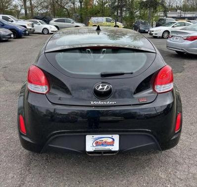 2015 Hyundai Veloster RE:FLEX w/Black